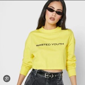 Cropped long sleeve tee